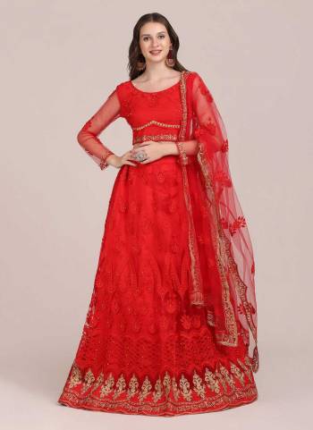 For A Designer Look,Grab These Lehenga Choli in Fine Colored.These Lehenga Choli Are Net And Dupatta Are Fabricated On Net Pair.Its Beautified With Fancy Designer Embroidery,Stone Work.