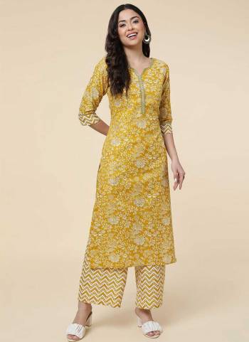 Grab These Beautiful Looking Readymade Kurti With Plazzo.These Kurti And Plazzo is Fabricated On Poly Cotton.Its Beautified With Designer Foil Printed.