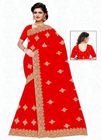 Garb These Wedding Wear Saree in Fine Red Colored.These Saree And Blouse is Fabricated On Heavy Georgette.Its Beautified With Heavy Jari Embroidery With Diamond Work.