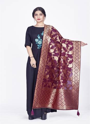 Grab These Beautiful Colored Dupatta.These Dupatta is Fabricated On Chanderi.Its Beautified With Wevon Designer Work.