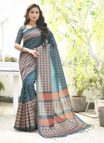 Attrective These Festive Wear Saree in Fine Colored.These Saree And Blouse is Fabricated On Cotton Silk.Its Beautified With Weavon Jari Lining With Bandhani Style Printed.