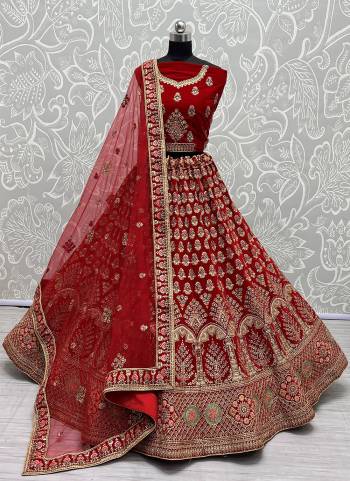 For A Designer Look,Grab These Lehenga Choli With Dupatta in Fine Colored.These Lehenga And Choli Are Velvet And Dupatta Are Fabricated On Soft Net Pair.Its Beautified With Designer Fancy Dori,Sequance,Jari,Multy Thread Embroidery Work.