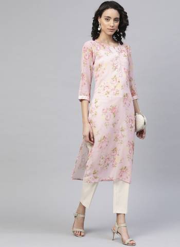 Grab These Beautiful Designer Readymade Kurti.These Kurti is Fabricated On Chiffon.Its Beautified With Designer Digital Printed.