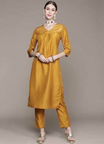 Grab These Beautiful Designer Readymade Kurti With Pant.These Kurti And Pant is Fabricated On Chinon.Its Beautified With Designer Pigment With Gold Foil Printed.