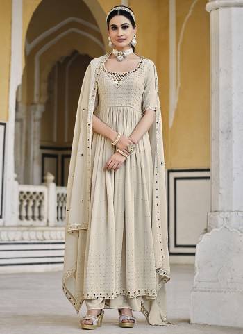 Grab These Beautiful Looking Designer Plazzo Suits.These Top And Bottom is Georgette And Dupatta Is Fabricated On Georgette.Its Beautified With Designer Thread And Sequance,Mirror Embroidery Work.