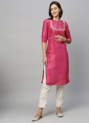 Attrective These Beautiful Looking Readymade Kurti.These Kurtis Fabricated On Polyester.Its Beautified With Designer Thread Embroidery Work.