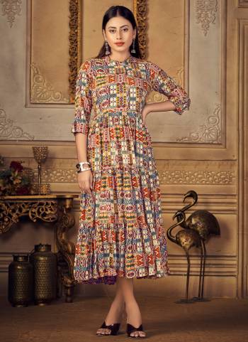 Attrective These Beautiful Looking Readymade Long Kurti.These Kurtis Fabricated On Rayon.Its Beautified With Designer Digital Printed With Foil Printed.