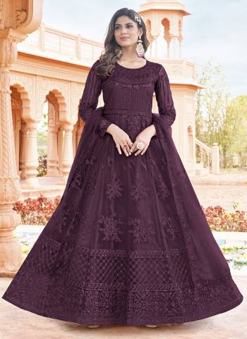 Grab These Anarkali Suit in Fine Colored Pair With Bottom And Dupatta.These Top And Dupatta Are Net And Bottom Is Santoon Fabricated Pair With Santoon Inner.Its Beautified With Heavy Designer Embroidery Work.