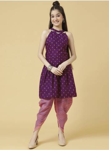 Grab These Beautiful Looking Kids Readymade Kurti With Dhoti.These Kurti Are Poly Cotton And Dhoti is Ruby Cotton Fabricated.Its Beautified With Designer Foil Printed.