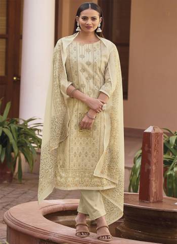 Grab These Summer Collection Suit in Fine Colored Pair With Bottom And Dupatta.These Top And Dupatta Are Fabricated On Cotton Pair With Cotton Bottom.Its Beautified With Digital Printed With Foil Work.