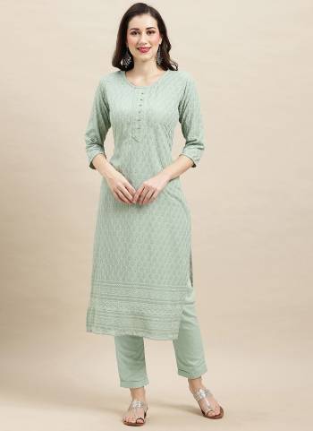 Grab These Beautiful Looking Readymade Long Kurti.These Kurti is Fabricated On Rayon.Its Beautified With Designer Multy Thread,Sequance Embroidery Work.