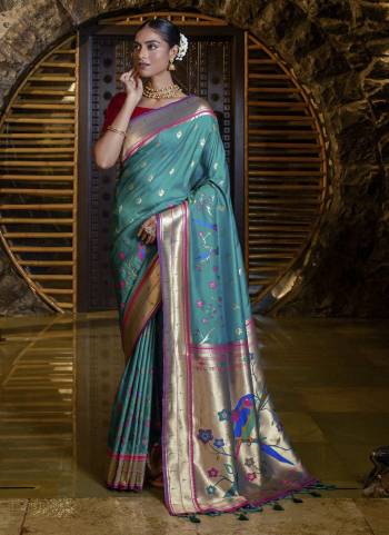 Attrective These Festive Wear Saree in Fine Colored.These Saree And Blouse is Fabricated On Banarasi Silk.Its Beautified With Weavon Jari & Meena Designer.