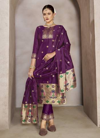 Grab These Suit in Fine Colored Pair With Bottom And Dupatta.These Top And Dupatta Are Fabricated On Tapetta Silk Pair With Tapetta Silk Bottom.Its Beautified With Weaving Paithani Designer.