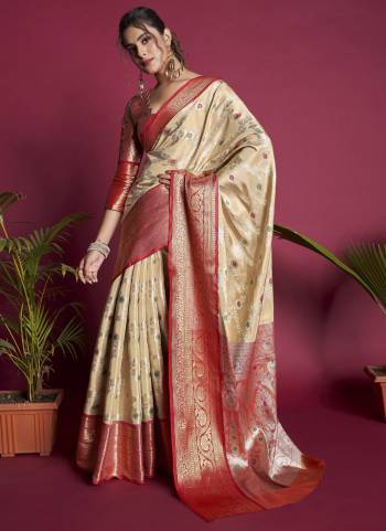 Attrective These Festive Wear Saree in Fine Colored.These Saree And Blouse is Fabricated On Kanjivaram Silk.Its Beautified With Weavon Jari & Meena Designer.