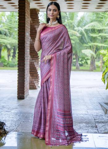 Attrective These Festive Wear Saree in Fine Colored.These Saree And Blouse is Fabricated On Tussar Silk.Its Beautified With Weavon Jari Border With Designer Printed.