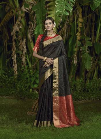 Garb These Party Wear Saree in Fine Colored.These Saree And Blouse is Fabricated On Bhagalpuri Silk.Its Beautified With Bhandhani Butti Weavon Designer.