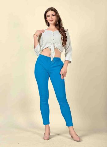 Attrective Looking These Beautiful Looking Readymade Pants.These Pants is Fabricated On Viscose Rayon Lycra.Its Beautified With Solid Color.