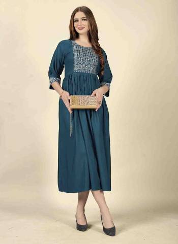 Grab These Beautiful Looking Readymade Long Kurti.These Long Kurti is Fabricated On Cotton Rayon.Its Beautified With Designer Embroidery Work.