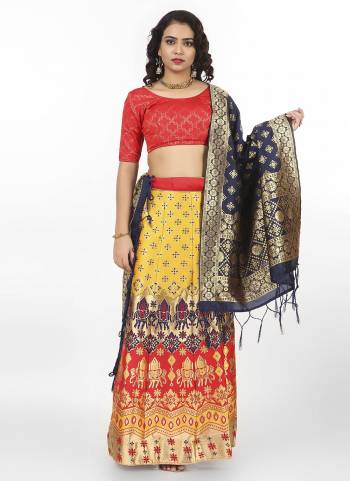 Grab These Semi Stitched Lehenga Choli in Fine Colored.These Lehenga Choli And Dupatta Are Fabricated On Banarasi Silk.Its Beautified With Heavy Wevon Jari Designer Work.