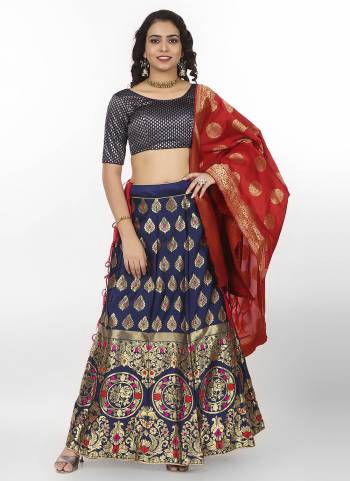 Grab These Semi Stitched Lehenga Choli in Fine Colored.These Lehenga Choli And Dupatta Are Fabricated On Banarasi Silk.Its Beautified With Heavy Wevon Jari Designer Work.