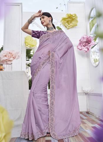 Garb These Party Wear Saree in Fine Colored.These Saree Are Satin Organza And Blouse is Fabricated On Art Silk Pair.Its Beautified With Heavy Embroidery Work.