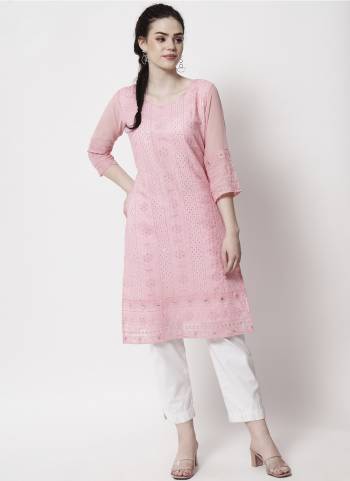 Attrective Looking These Beautiful Looking Readymade Long Kurti.These Kurti is Fabricated On Georgette.Its Beautified With Designer Thread,Sequance Embroidery Work.