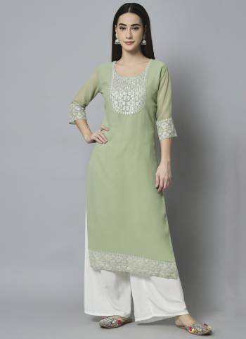 Attrective Looking These Beautiful Looking Readymade Long Kurti.These Kurti is Fabricated On Georgette With Crepe Inner.Its Beautified With Designer Embroidery Work.