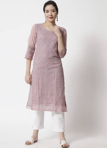 Attrective Looking These Beautiful Looking Readymade Long Kurti.These Kurti is Fabricated On Georgette With Crepe Inner.Its Beautified With Designer Lacknowi Embroidery Work.