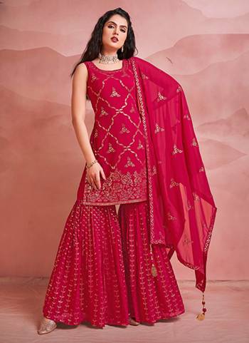 Attrective These Readymade Sharara Suit in Fine Colored Pair With Bottom And Dupatta.These Top Are Georgette And Dupatta Are Fabricated On Georgette Pair With Georgette Bottom.Its Beautified With Heavy Designer Sequance Embroidery Work.