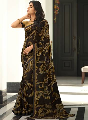 Garb These Party Wear Saree in Fine Colored.These Saree Are Georgette And Blouse is Fabricated On Malai Silk.Its Beautified With Designer Printed With Work Lace Border.