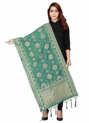 Grab These Beautiful Colored Dupatta.These Dupatta is Fabricated On Banarasi Silk.Its Beautified With Wevon Jacquard Designer.