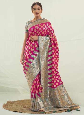 Garb These Party Wear Saree in Fine Colored.These Saree And Blouse is Fabricated On Banarasi Silk Pair.Its Beautified With Weavon Designer With Heavy Swarovski Work.