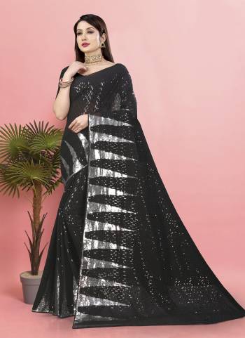 Attrective Look These Saree in Fine Colored.These Saree Are Georgette And Blouse is Art Silk Fabricated.Its Beautified With Heavy Sequance Designer Embroidery Work.