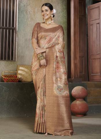 Grab These Saree in Fine Colored Pair With Blouse.These Saree and Blouse Are Fabricated On Cotton Silk.Its Beautified With Wevon Borser Pallu Designer With Digital Printed.