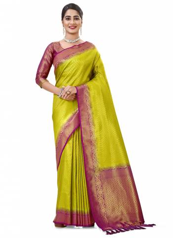 Grab These Saree in Fine Colored Pair With Blouse.These Saree and Blouse Are Fabricated On Kanjivaram Silk.Its Beautified With Wevon Jari Designer.