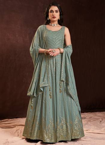 Attrective These Readymade Gown With Dupatta in Fine Colored.These Gown Are Georgette Fabricated On Georgette Dupatta.Its Beautified With Heavy Designer Sequance Embroidery Work.