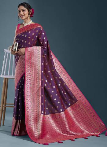 Grab These Fastival Wear Saree in Fine Colored.These Saree And Blouse is Fabricated On Satin Silk.Its Beautified With Wevon Banarasi Designer Work.