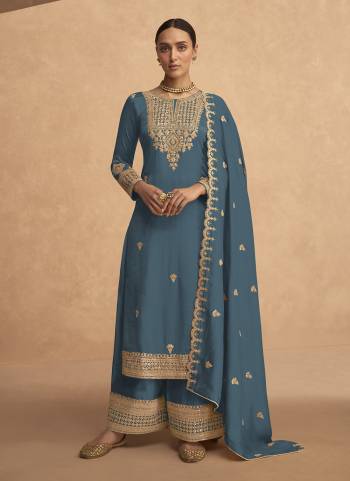 Garb These Designer Plazzo Suits in Fine Colored Pair With Dupatta.These Top Are Georgette And Dupatta Are Fabricated On Georgette Pair With Georgette Bottom.Its Beautified With Heavy Designer Sequance,Jari Embroidery Work.