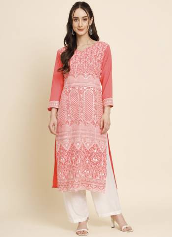 Attrective Looking These Beautiful Looking Readymade Long Kurti.These Kurti is Fabricated On Butter Crepe.Its Beautified With Designer Thread Embroidery Work.