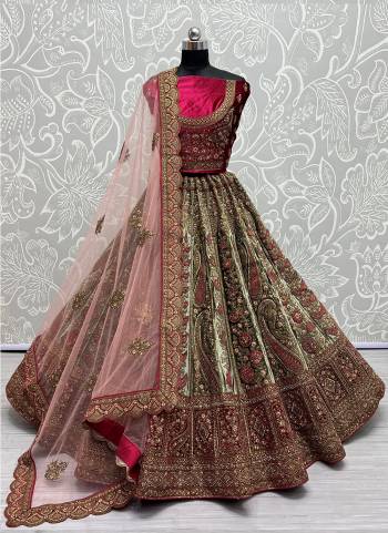 For A Fancy Designer Look,Grab These Lehenga Choli With Dupatta in Fine Colored.These Lehenga And Choli Are Velvet And Dupatta Are Fabricated On Soft Net Pair.Its Beautified With Designer Fancy Multy Thread,Dori Embroidery,Diamond Work.