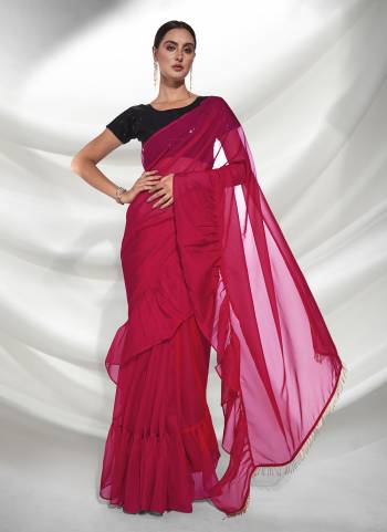 Grab These Party Wear Saree in Fine Colored.These Saree is Fabricated On Organza Pair With Art Silk Blouse.Its Beautified With Heavy Sequance Embroidery Work.