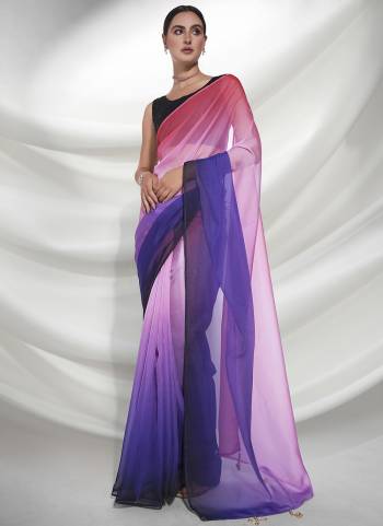 Grab These Party Wear Saree in Fine Colored.These Saree is Fabricated On Organza Pair With Art Silk Blouse.Its Beautified With Heavy Sequance Embroidery Work.