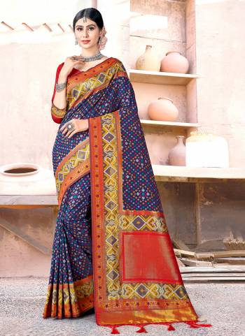 Looking These Party Wear Saree in Fine Colored.These Saree And Blouse is Fabricated On Banarasi Silk.Its Beautified With Weavon Designer.