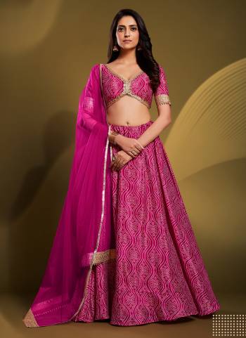 For A Designer Look,Grab These Lehenga Choli in Fine Colored.These Lehenga And Blouse Are Fabricated On Crepe Pair With Crepe Dupatta.Its Beautified With Designer Printed.