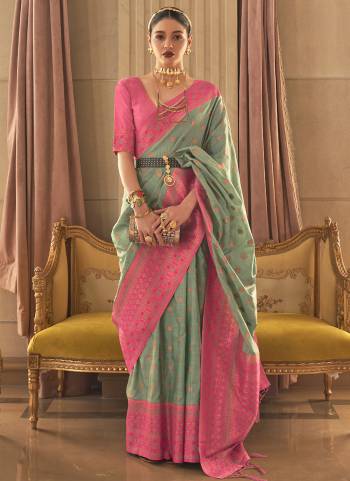 Looking These Party Wear Saree in Fine Colored.These Saree And Blouse is Fabricated On Handloom Silk.Its Beautified With Weaving Bamboo Copper Jari Designer.