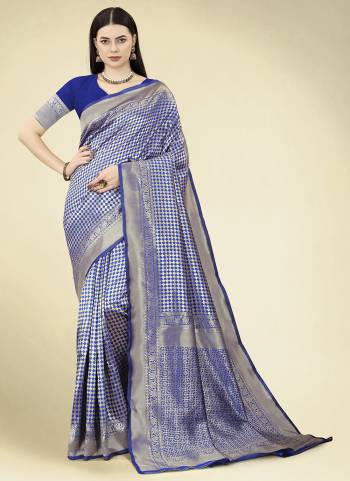 Garb These Party Wear Saree in Fine Colored.These Saree And Blouse is Banarasi Silk Fabricated.Its Beautified With Wevon Designer.