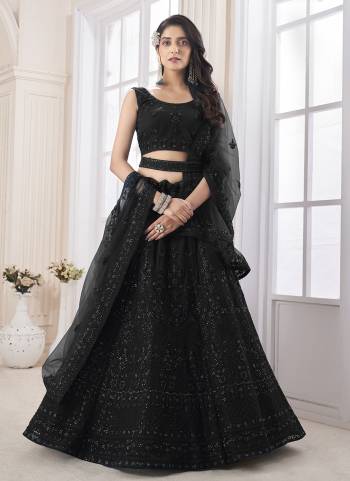 For A Designer Look,Grab These Lehenga Choli in Fine Colored.These Lehenga And Choli Are Fabricated On Soft Net Pair With Soft Net Dupatta.Its Beautified With Heavy Designer Embroidery,Zarkan Work.