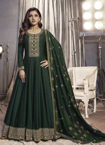 Attrective These Designer Anarkali Suit in Fine Colored Pair With Bottom And Dupatta.These Top And Dupatta Are Fabricated On Art Silk Pair With Santoon Bottom.Its Beautified With Santoon Inner.Its Beautified With Heavy Designer Embroidery Work.