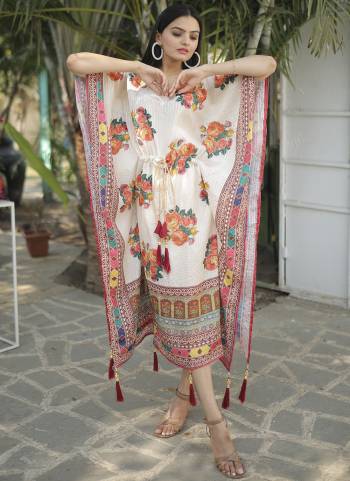 Attrective Looking These Beautiful Looking Readymade Kaftaan.These Kaftaan is Fabricated On Chinon Crochet.Its Beautified With Designer Digital Printed.