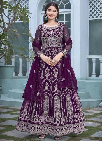 Attrective Looking These Anarkali Suit in Fine Colored Pair With Bottom And Dupatta.These Top And Dupatta Are Fabricated On Butterfly Net Pair With Japan Satin Bottom And  Inner.Its Beautified With Heavy Designer Embroidery Work.